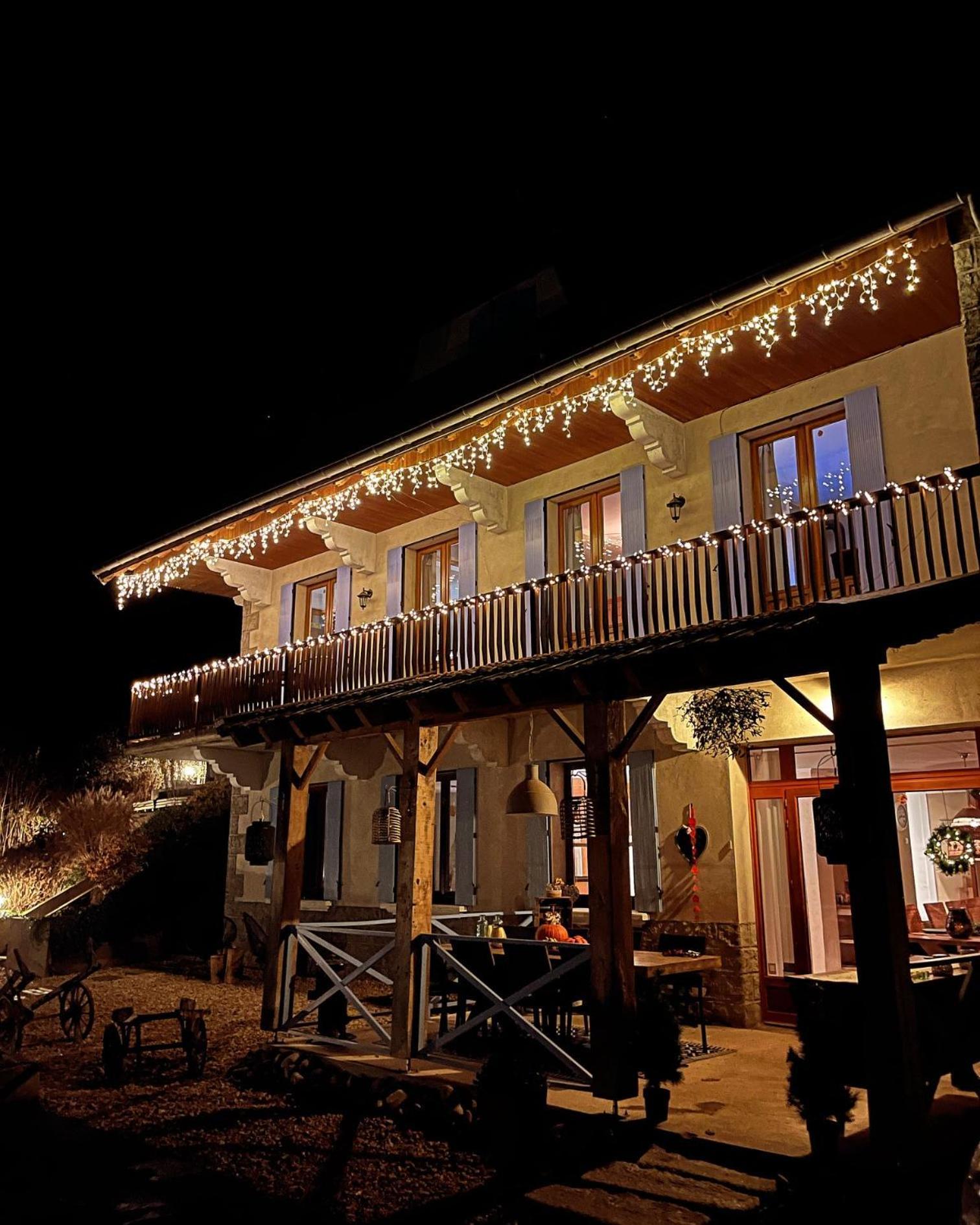 La Maison Du Chevalier Marat Luaran gambar