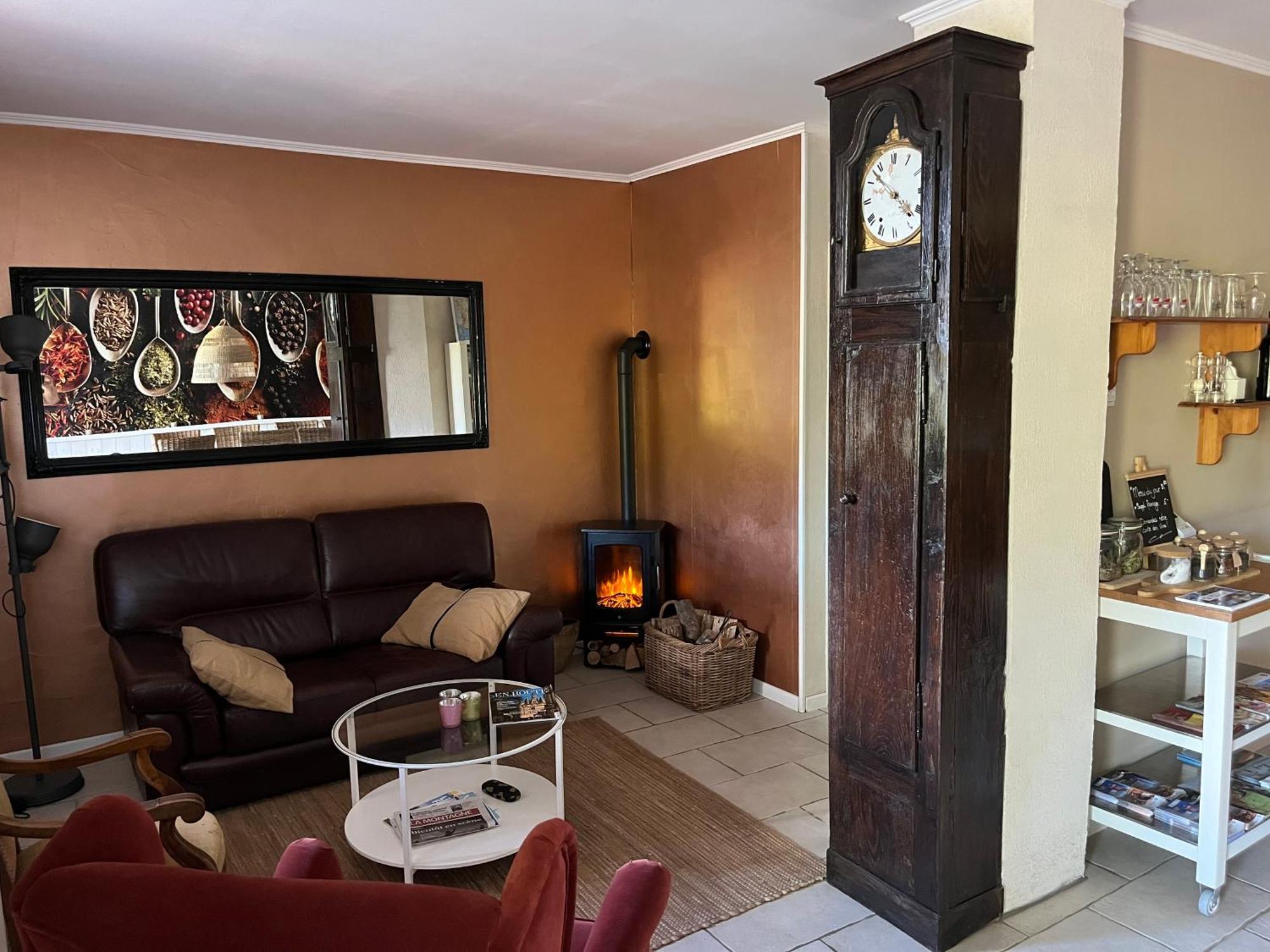 La Maison Du Chevalier Marat Luaran gambar